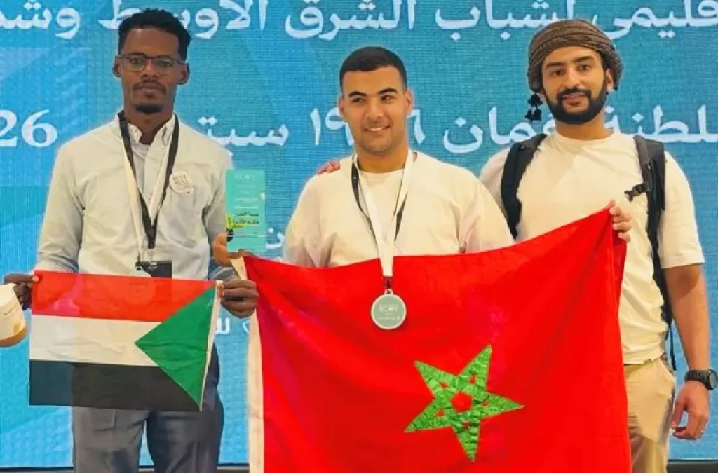 طالب من جامعة القاضي عياض يحقق تميزاً في عمان المحجوب زادو