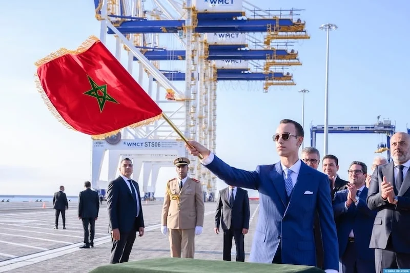 ولي العهد الأمير يشرف على إطلاق أول محطة للحاويات بميناء الناظور غرب المتوسط مولاي الحسن