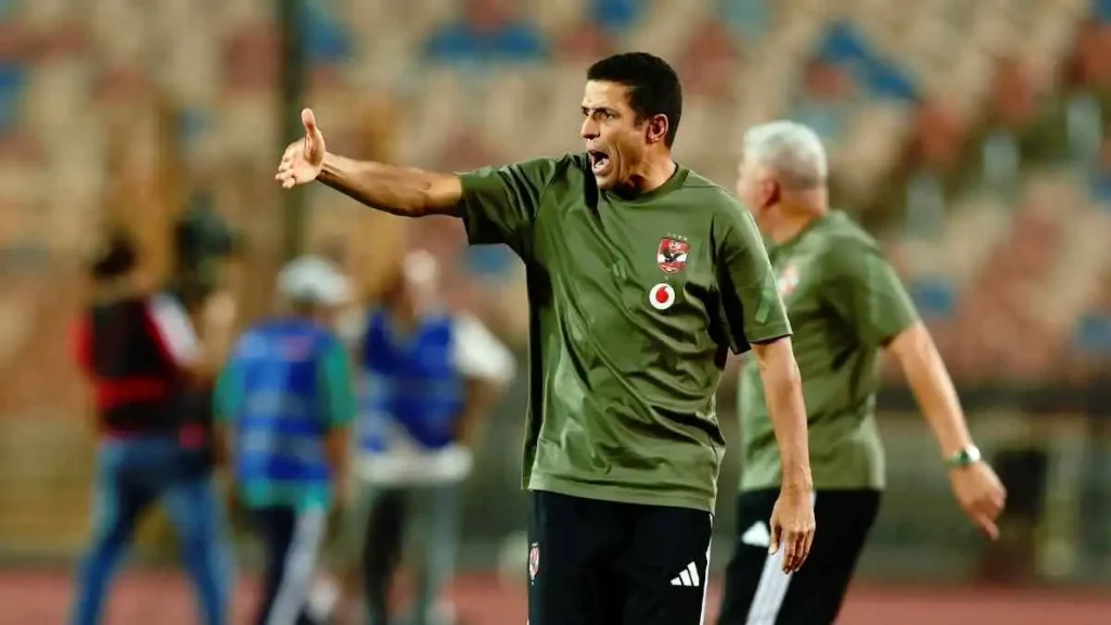 شوبير يوضح حقيقة الخلاف المزعوم بين عموتة ولاعب الأهلي