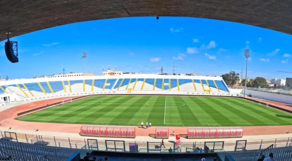 الكلايبي يطمئن جماهير الوداد بشأن أرضية ملعب العربي الزاولي ملعب العربي الزاولي
