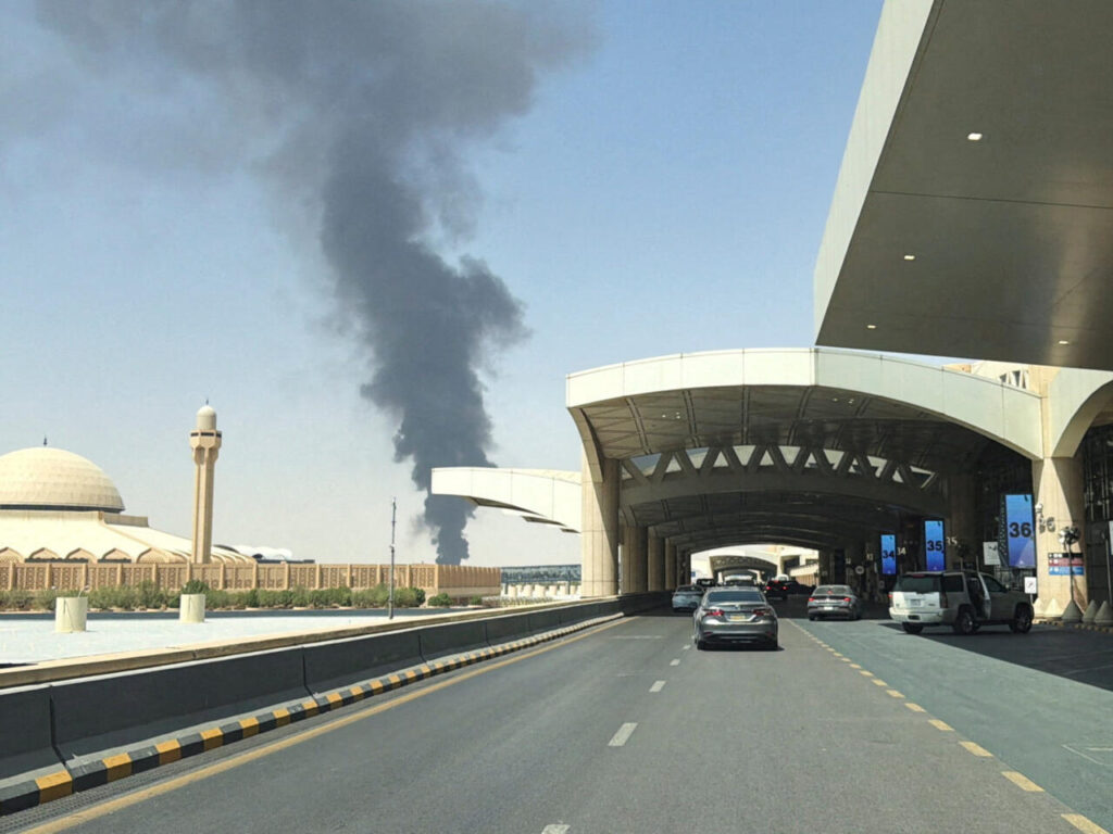 هجوم إرهابي على مطار الرياض الدولي